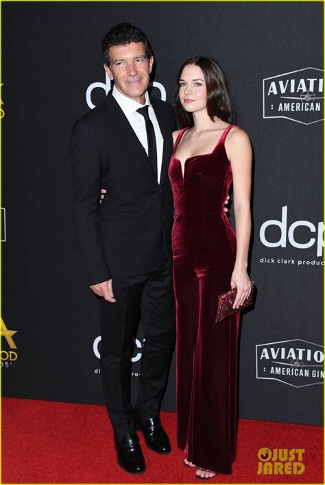 Full Sized Photo of dakota johnson step dad antonio banderas hollywood film awards 13 | Photo ...