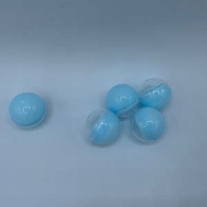 Empty Capsules Clear-light Blue Colored Round Plastic Capsules 1.1 Inch ...