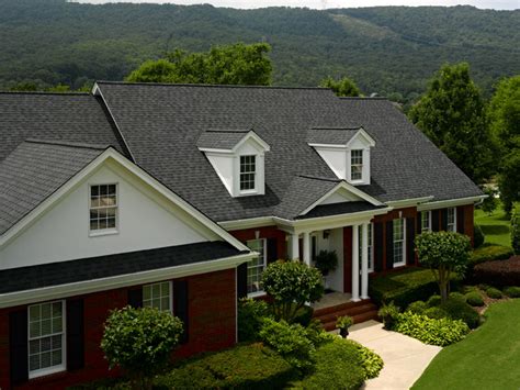 Landmark shingles in Moire Black - Traditional - Exterior ...