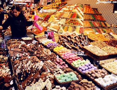 Barcelona street food: the colorful Boqueria Market - Journey Plane