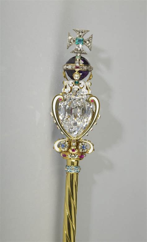 Symbols of Monarchy: the orb and sceptre • The Crown Chronicles | Royal jewels, British crown ...