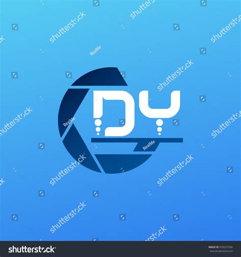 Dy Logo Stock Vector (Royalty Free) 678227500 | Shutterstock