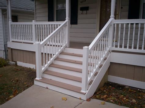 AZEK Front Porch with Vinyl Railings and Columns in St. Louis | Front porch steps, Front porch ...