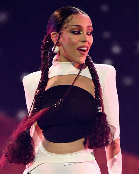 Doja Cat's 2021 Billboard Music Awards Hair Look Was Inspired By "Afro-Futurism" - Essence | Essence