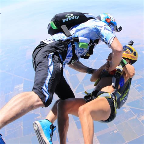 Skydive California - Premier Skydiving in Northern California & the Bay Area