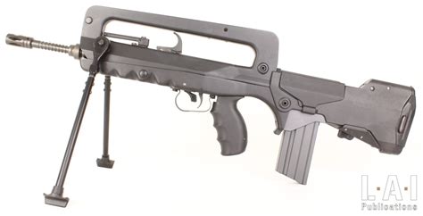 FAMAS, presentation of the French Bullpup – LAI Publications