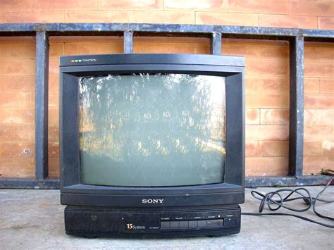 Sony Kv 32fs100 Color Television Owner's Manual