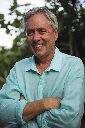 Amazon.com: Carl Hiaasen: books, biography, latest update