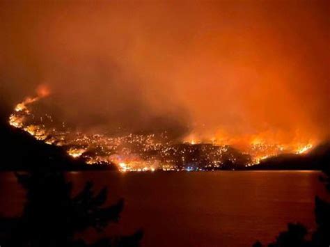 Kelowna, BC, Canada on fire : r/pics