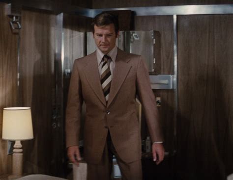 James Bond's Many Brown Suits – Bond Suits