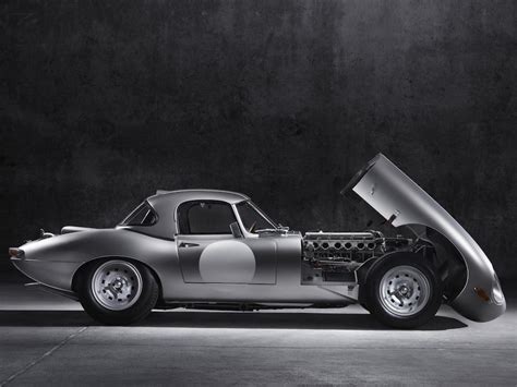 Jaguar Relives Its Past With a Perfect Recreation of the Racing E-Type | WIRED