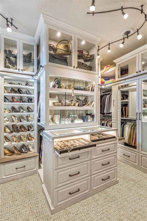 Stylish Closet Systems: How Style Creates Luxury to Match Your Home | Closet Factory