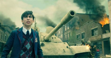 'The Umbrella Academy' Season 2 teases full extent of the Hargreeves siblings' powers in just ...