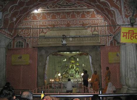 Govind Dev Ji Temple Jaipur - Beautiful Temple of Lord Krishna in Jaipur