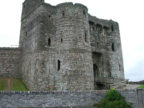 Kidwelly Castle