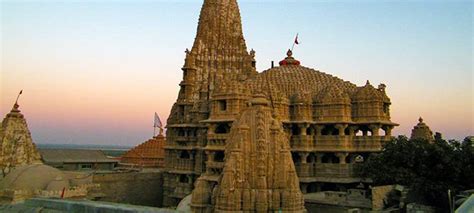 Dwarkadhish Temple History - History Dwarkadheesh Temple - Dwarka ...