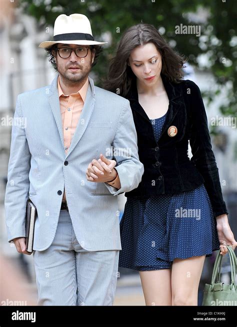 Sean Lennon and girlfriend Charlotte Kemp Muhl dressed for summer as ...