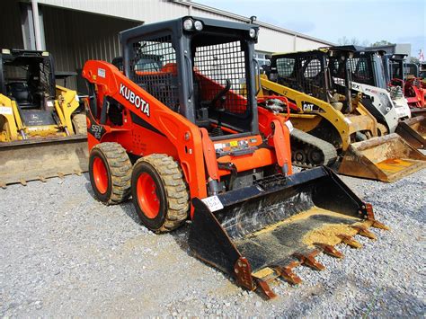 2016 KUBOTA SSV65 SKID STEER LOADER, VIN/SN:11198 - WHEELED, 2 SPEED, BUCKET, CANOPY, METER READINGS