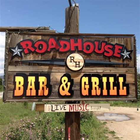 Roadhouse Bar And Grill - American Restaurant in Grand Lake