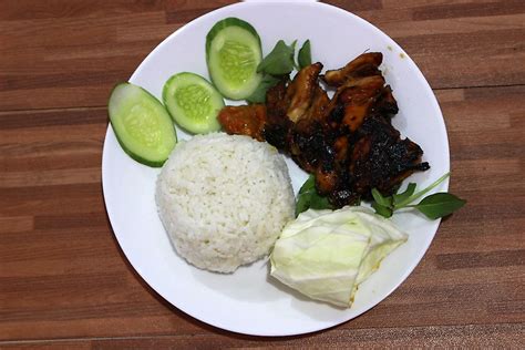 Nasi Lemak Ayam Madu