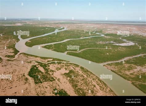 Yellow river dongying shandong hi-res stock photography and images - Alamy