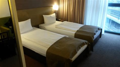 "Unser Zimmer" IntercityHotel Berlin Hauptbahnhof (Berlin-Mitte ...