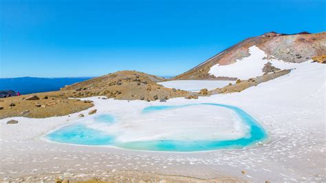 Tongariro Alpine Crossing weather - preparations for Winter crossing