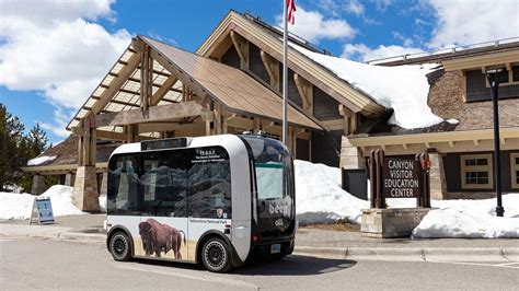 Autonomous Shuttle Bus Pilot At Yellowstone National Park Was A Success | LaptrinhX / News