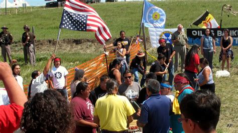 Homeland Security Cuts Water Supply To Native Tribes Protesting Pipeline