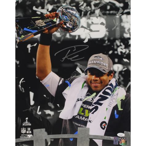 Russell Wilson Signed Seattle Seahawks 16x20 Photo (JSA & Wilson COA) | Pristine Auction