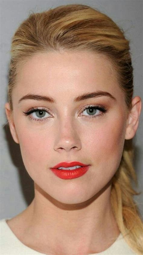 Top 22 Celebrities with the Most Beautiful Eyes in the World