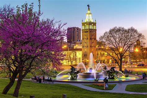 Kansas City Country Club Plaza Over J.C. Nichols Memorial Fountain ...