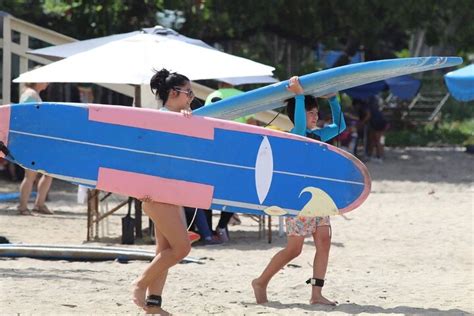 2024 (Tamarindo) Surfing Lessons in Tamarindo with a Licensed Guide - 2 Hours