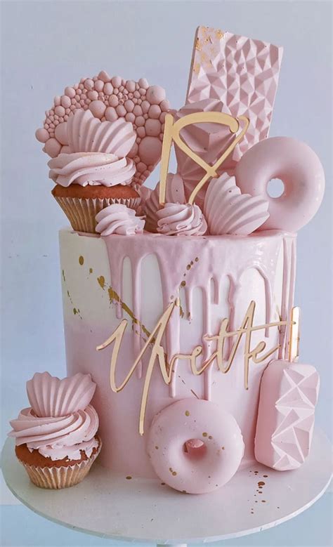 18th Birthday Cake Ideas for a Memorable Celebration : Pretty in Blush Pink & Loaded of Sweet