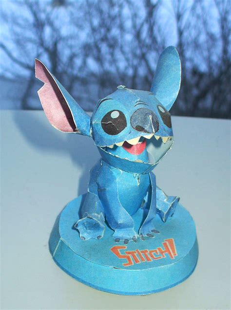 Stitch papercraft by MooNFishZ on DeviantArt