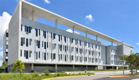 Tecnoglass - Miami Dade College Kendall Campus Academic Support Center Building