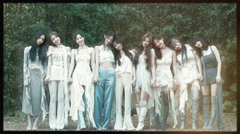 Twice to drop 13th EP 'With YOU-th' in February