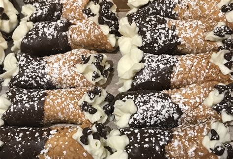 Holy cannoli | Holy cannoli, Cannoli, Sweets