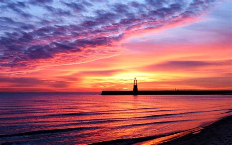 пейзаж море закат красота берег пляж вода небо маяк песок отражение ...