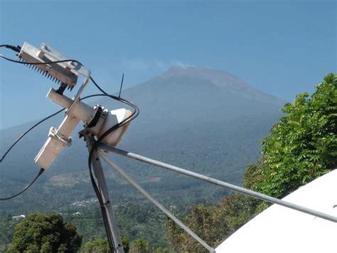 Terus Diguncang Gempa, Gunung Slamet Masih Berpotensi Meletus | Tagar