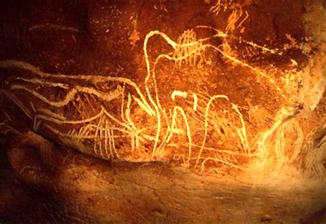 20,000 Year Old Cave Paintings: Mammoth | found in a French … | Flickr