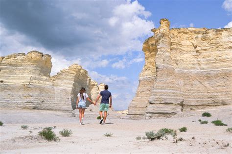 How to Find the Monument Rocks In Kansas • Jetset Jansen Jetset Jansen