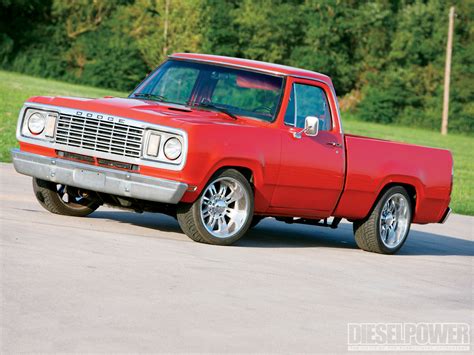 Dodge Pickup - Information and photos - MOMENTcar