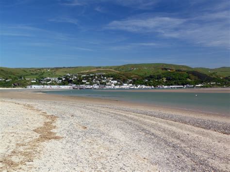 Ynyslas Beach, Ceredigion, Wales :: British Beaches