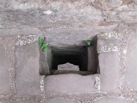 Murder Hole, Portcullis Chamber, Goodrich Castle - a photo on Flickriver