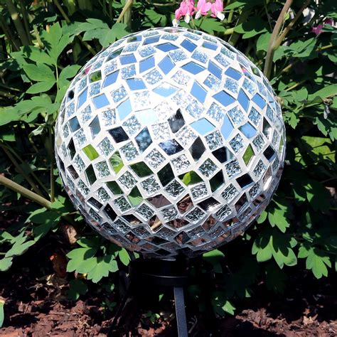 Sunnydaze Mirrored Diamond Mosaic Gazing Globe Ball, 10-Inch, Set of 2 ...