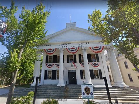 Putnam County Historic Courthouse To Be Lit Green To Honor Veterans ...