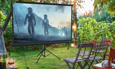 Projector Screen For Garden - Outdoor Projectors