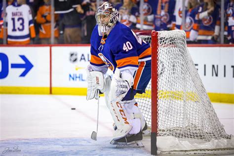 Islanders Would Be Wise to Re-Sign Semyon Varlamov - The Hockey Writers ...