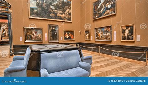 VIENNA - JAN 9: Interior of Schonbrunn Palace on January 9, 2010 in ...